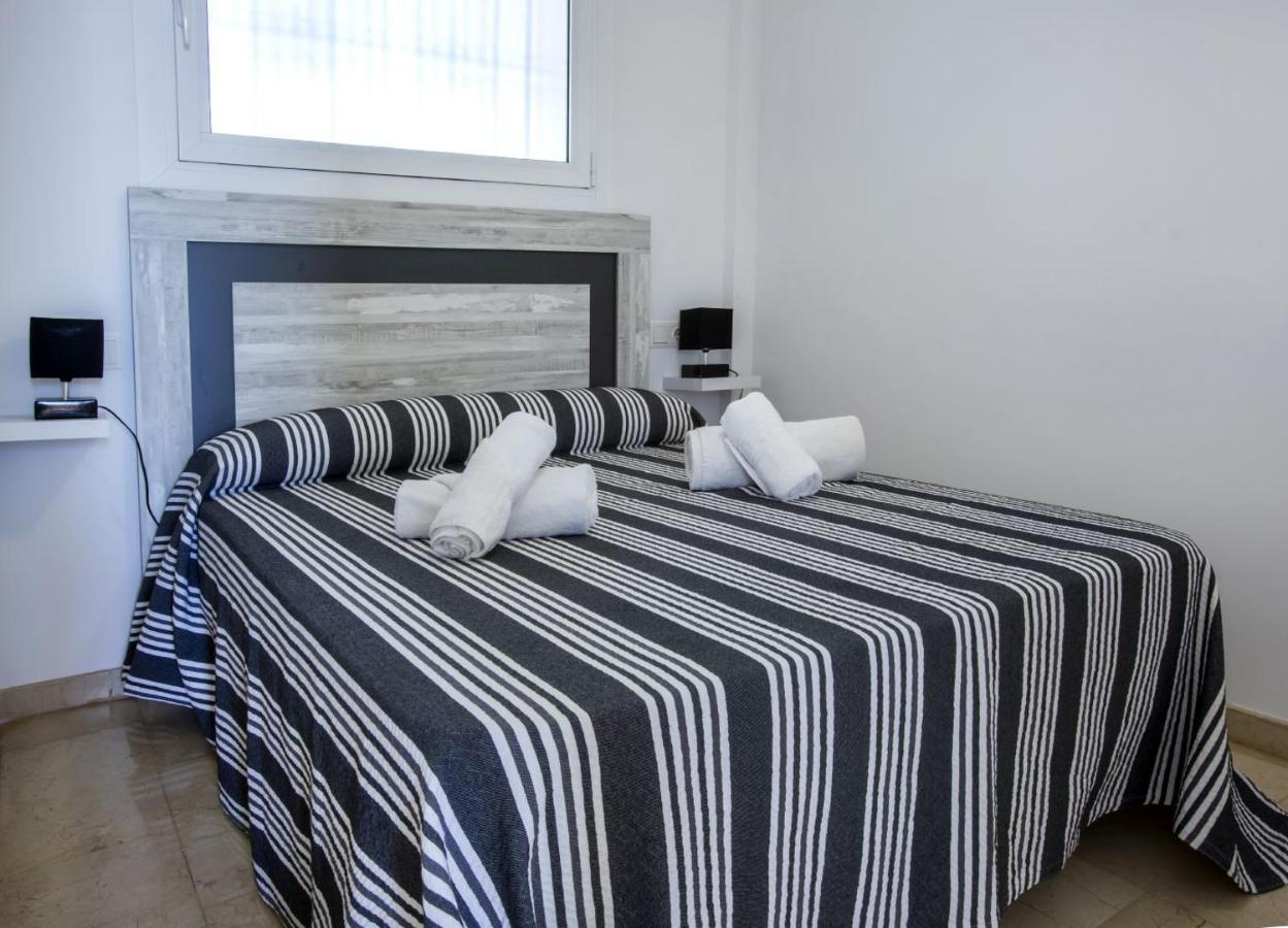 קלפה Apartamentos Fabiola I מראה חיצוני תמונה